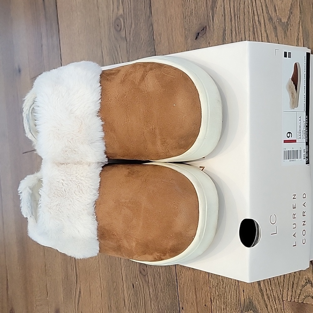 LC Lauren Conrad Memory Foam slip ons